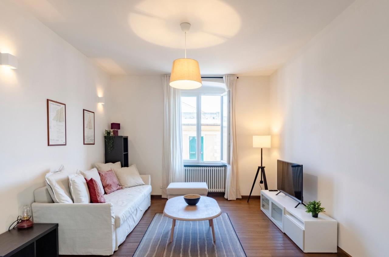 Joivy Spacious Family Apt For 4, In Carignano, Genova Eksteriør bilde