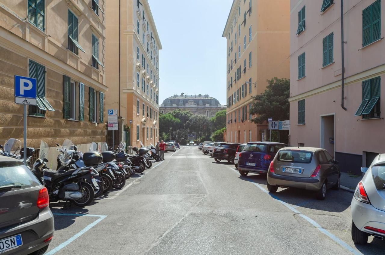 Joivy Spacious Family Apt For 4, In Carignano, Genova Eksteriør bilde