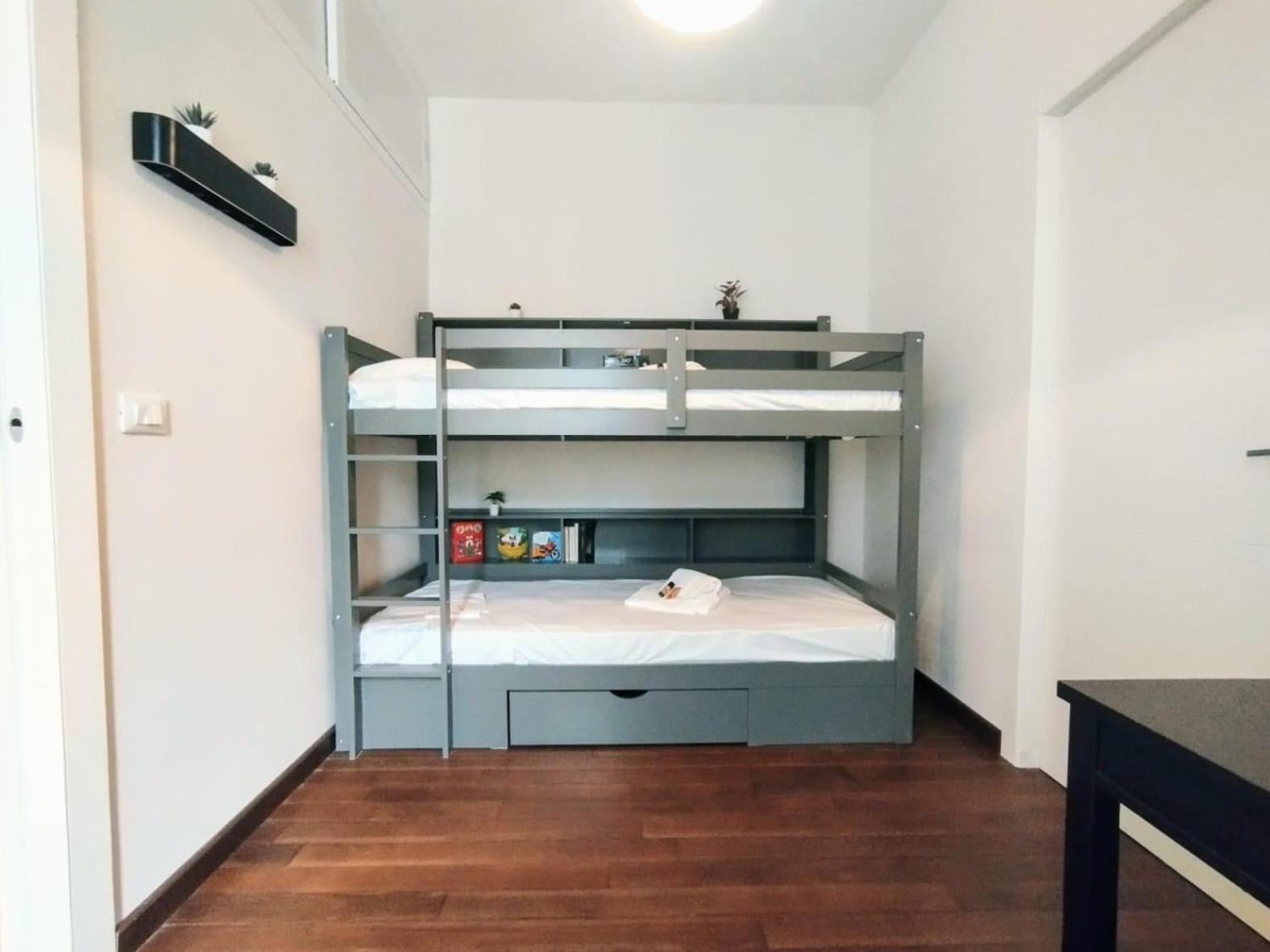 Joivy Spacious Family Apt For 4, In Carignano, Genova Eksteriør bilde